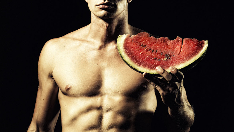 Watermelon on guard of male power: how it is useful for the body
