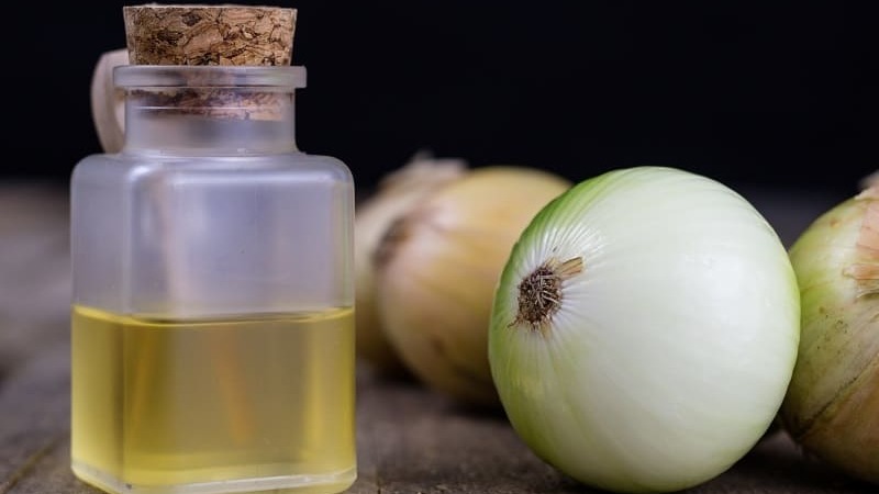Onion hair masks for hair loss treatment