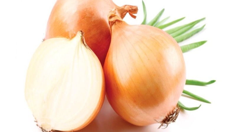 The best ways to juice onions without shedding tears