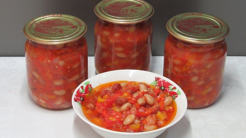 Cooking a dressing for carrot soup for the winter