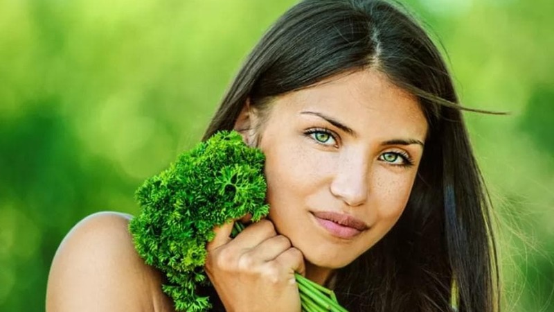 Best Facial Remedies: Homemade Parsley Masks