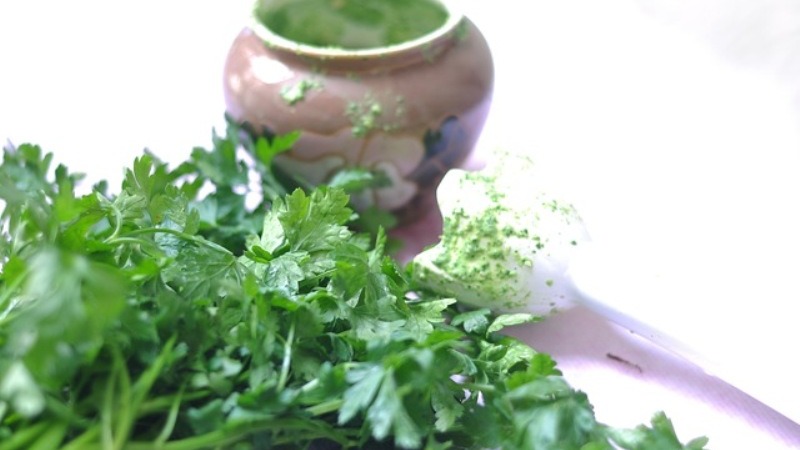 Best Facial Remedies: Homemade Parsley Masks