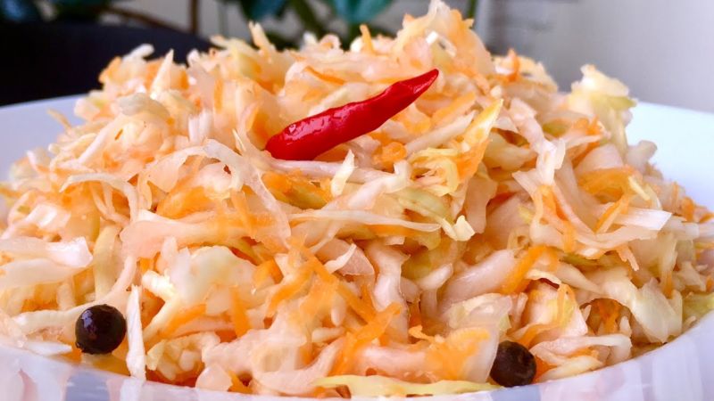 How to prepare delicious sauerkraut for the winter