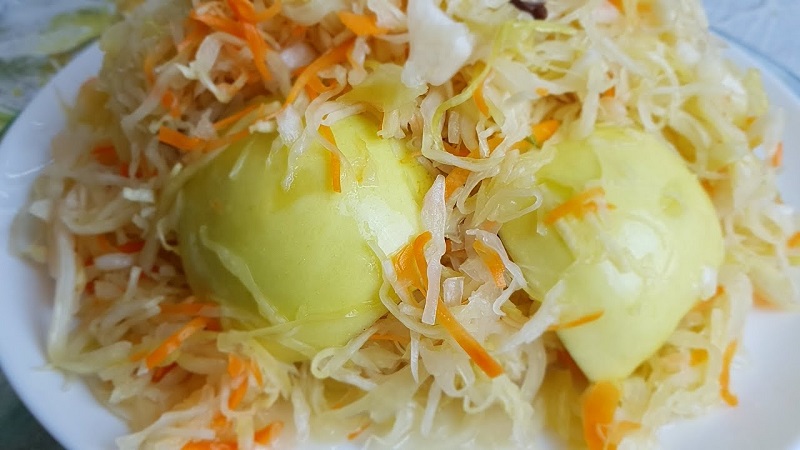 How to prepare delicious sauerkraut for the winter