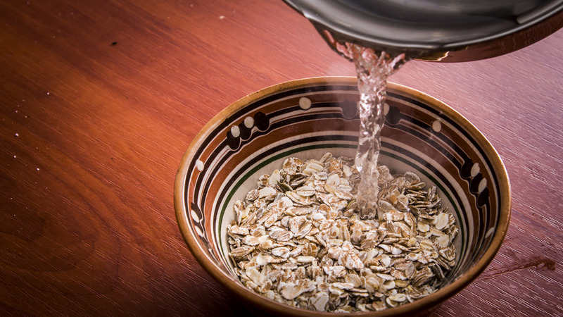 Why is oatmeal water useful, how to prepare and drink it correctly