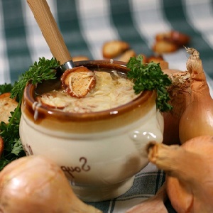 Fast and tasty weight loss on onion soup