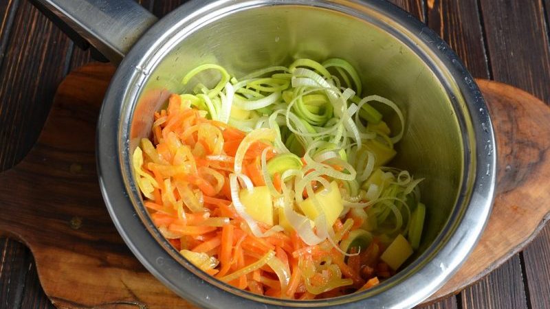 How to cook and eat leek soup for weight loss