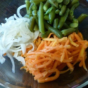 How to deliciously prepare Korean-style carrots for the winter in jars