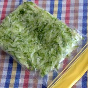 How to freeze fresh cucumbers in the freezer for the winter: step by step instructions from preparing vegetables to defrosting them