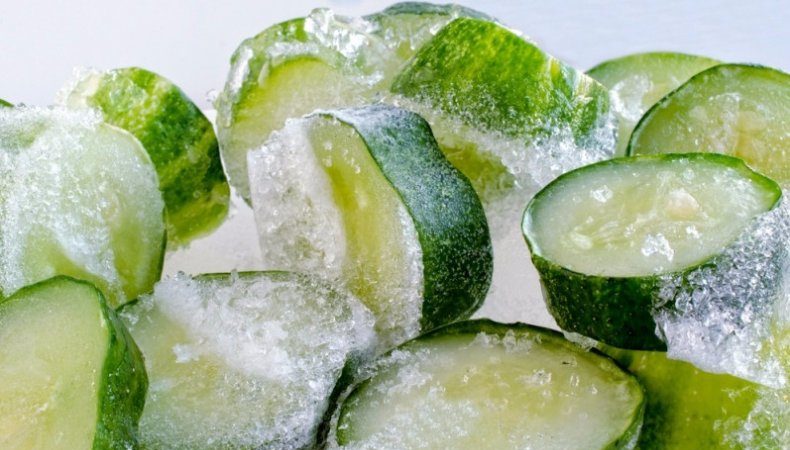 How to freeze fresh cucumbers in the freezer for the winter: step by step instructions from preparing vegetables to defrosting them