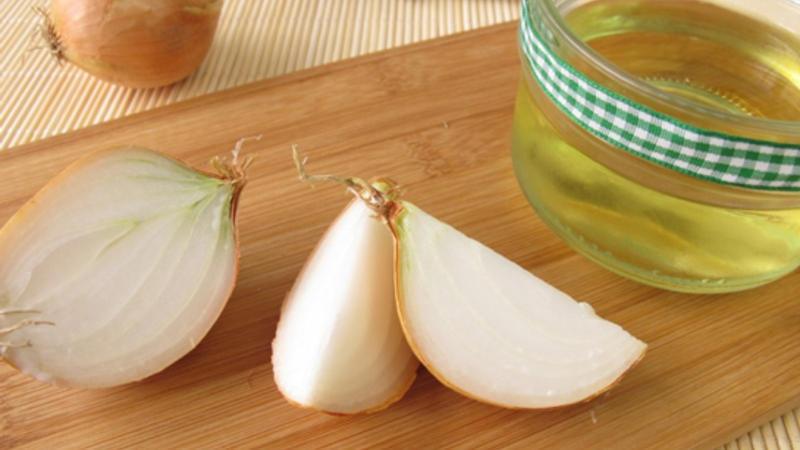 Saving children from a cold: onion juice nasal drops