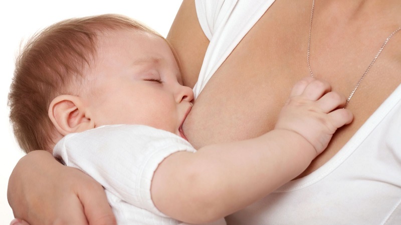 Is it possible to breastfeed watermelon: harm and benefit for a nursing mother and baby