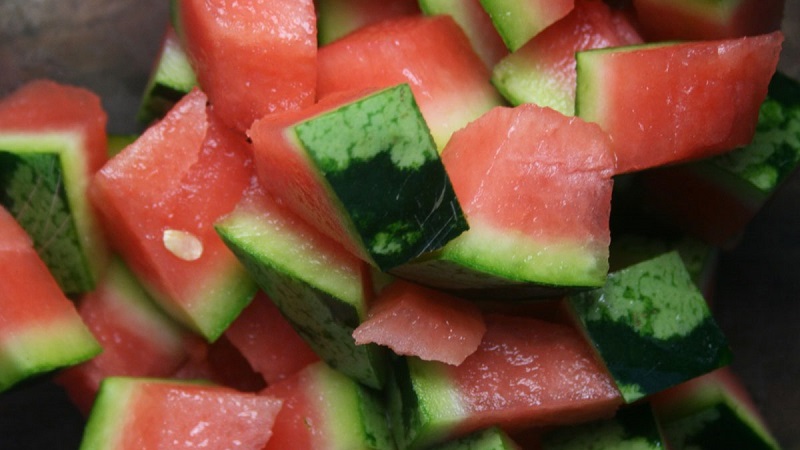Do not throw away watermelon peels: beneficial properties for the human body