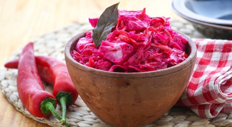 The best recipes for sauerkraut with horseradish and beets