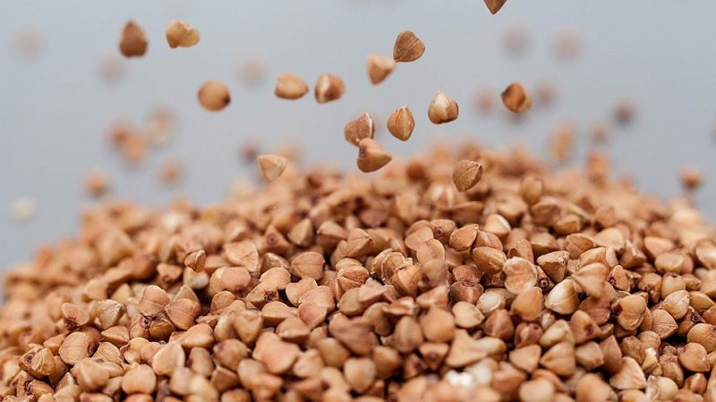 What is the danger of low hemoglobin and how buckwheat increases it