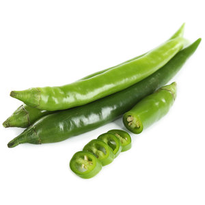 How to grow and apply green chili peppers and to whom is it contraindicated?