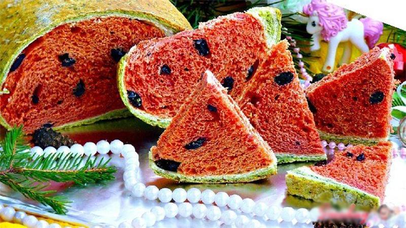 Is it possible to eat overripe watermelon and what to cook from it