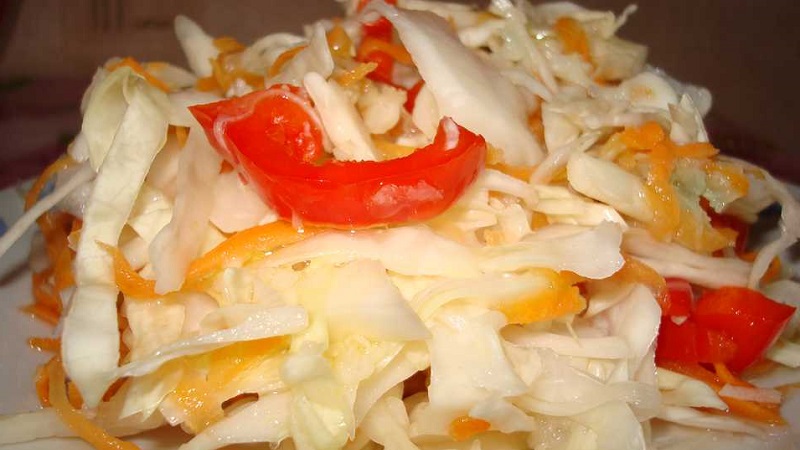 How can you cook sauerkraut deliciously in slices in different ways