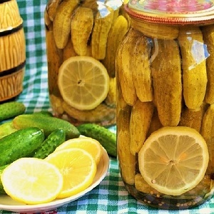 How to properly prepare pickled cucumbers without sterilization for the winter
