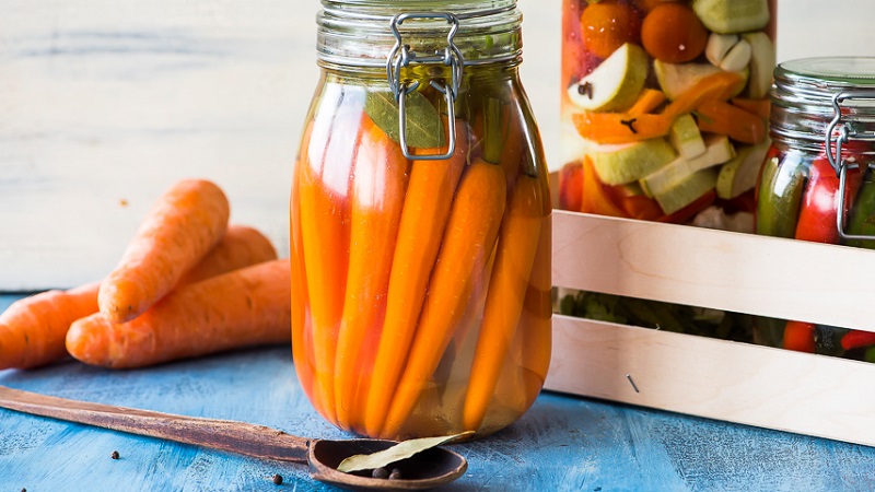 Step-by-step recipes: how to salt carrots for the winter