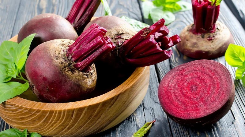 Which beets are healthier than raw or boiled: compare the composition and medicinal properties