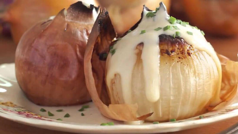 The healing properties of baked onions