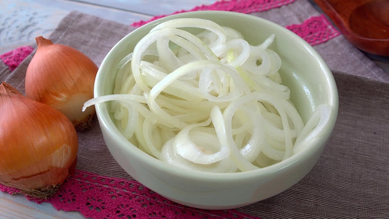 The best tips on how to prepare onions for the winter