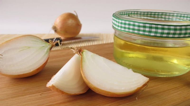 Features of the treatment of hemorrhoids with onions