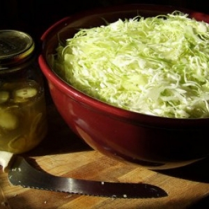 A selection of the best recipes for sauerkraut with dill and its seeds
