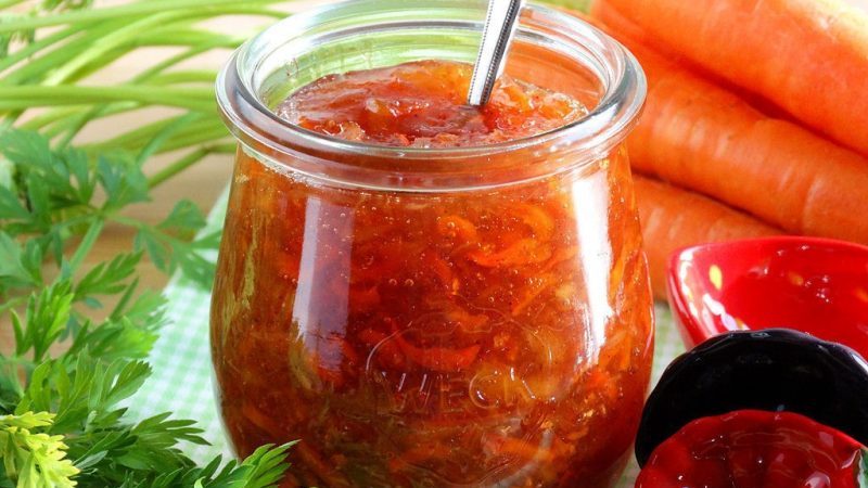 How to cook tasty and healthy carrot jam: the best recipes