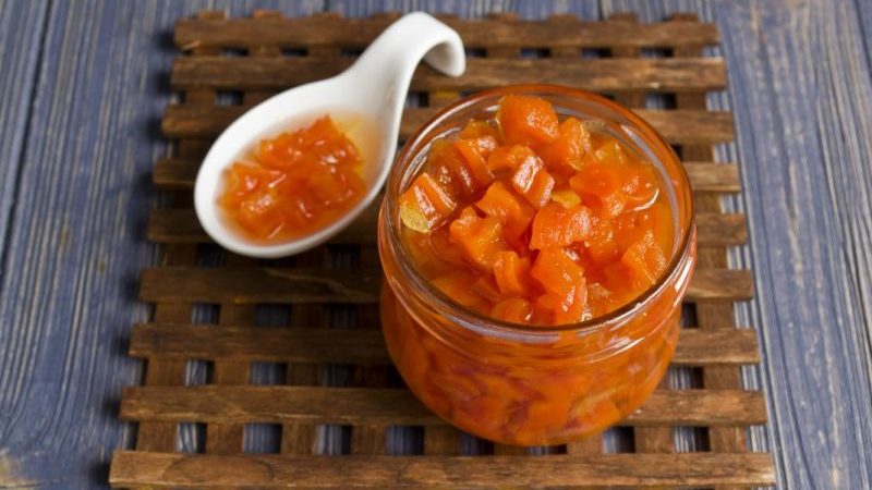 How to cook tasty and healthy carrot jam: the best recipes