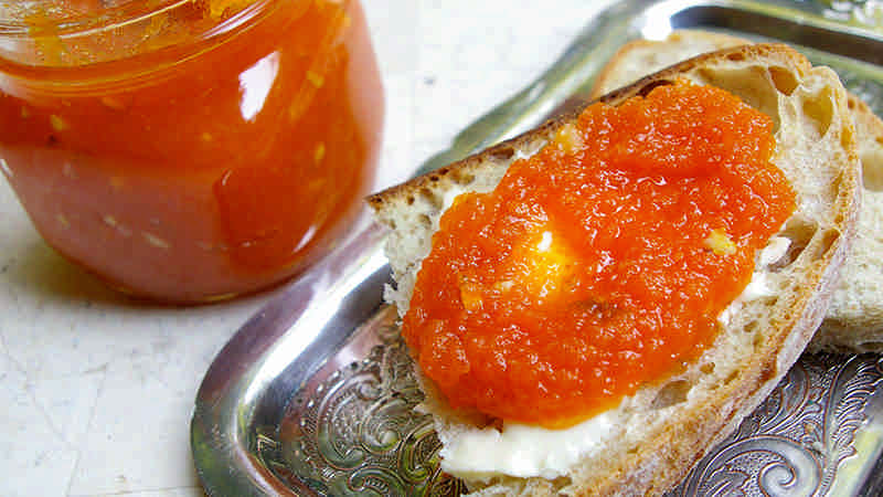 How to cook tasty and healthy carrot jam: the best recipes