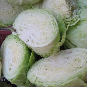 How delicious and easy to pickle cabbage for the winter with quarters of cabbage