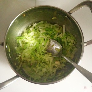 How to keep leeks for the winter: drying, freezing and the best recipes for preparations