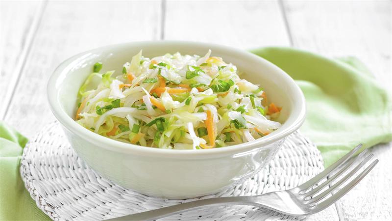 Cooking amazing sauerkraut with grapes according to the best recipes