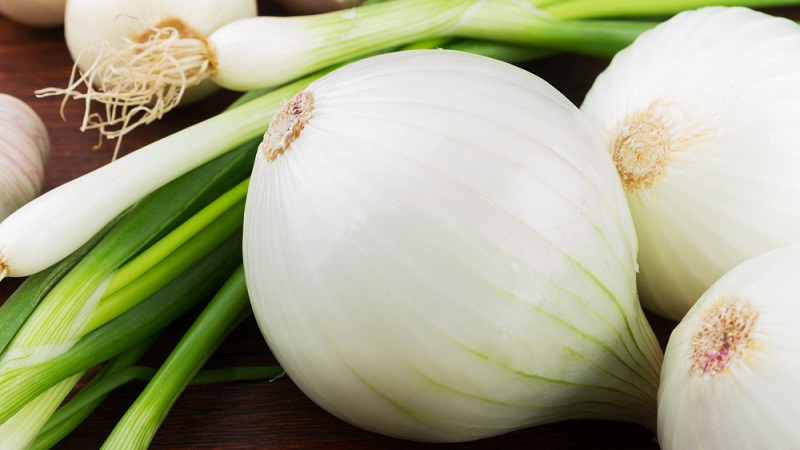 What can you use white onions for?