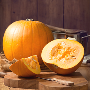 Step-by-step instructions on how to peel a pumpkin: an algorithm of actions and life hacks for softening a tough peel