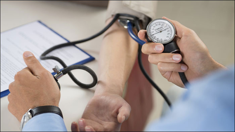 How buckwheat affects blood pressure: raises or lowers