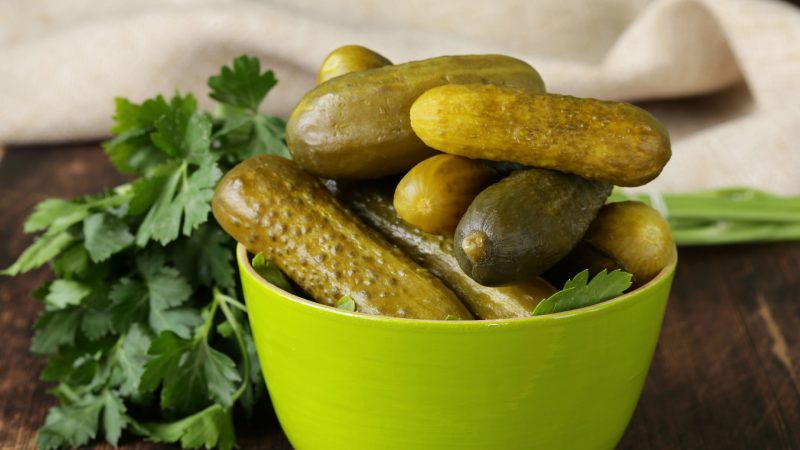 Recipes for making the most delicious cucumbers without vinegar for the winter