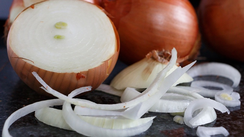 How to cook and use onions with cough sugar