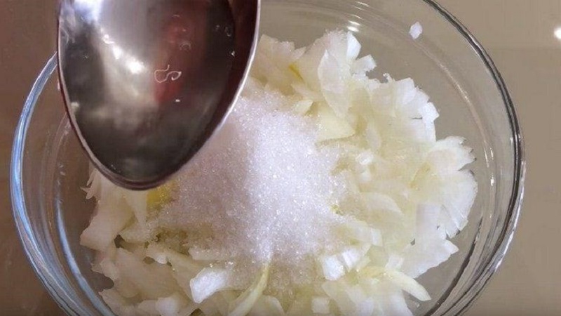 How to cook and use onions with cough sugar