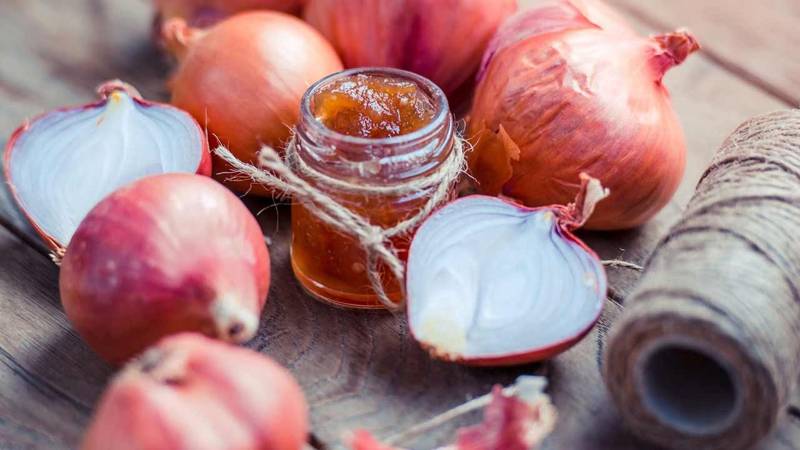 How to use onion peel for prostatitis: traditional medicine recipes for men