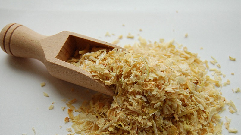 How to prepare dried onions in different ways and where to use it