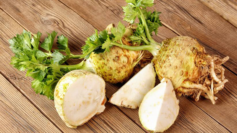 What types of celery are and how they differ