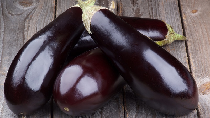 The best recipes for the winter without sterilization: eggplant caviar.