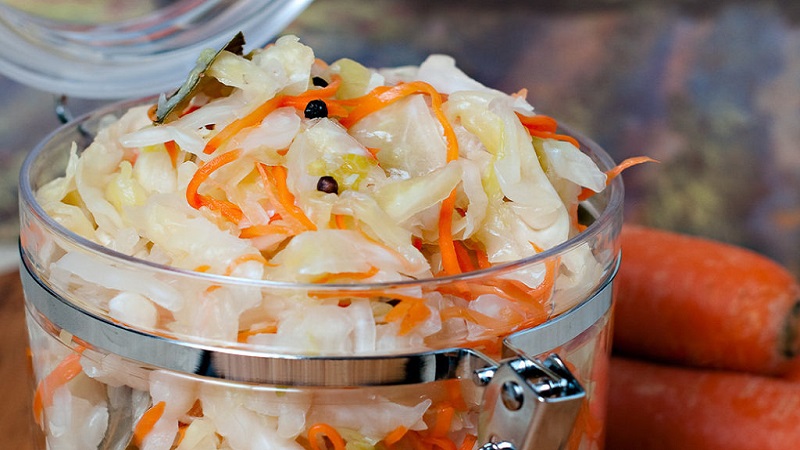Unusual and delicious recipes for sweet sauerkraut