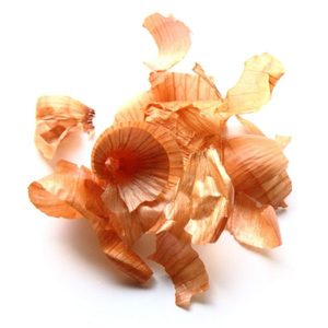 How to cure 100 diseases: the use of onion peels in traditional medicine