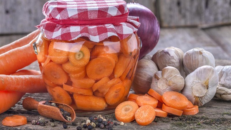 Simple and delicious pickled carrot recipes