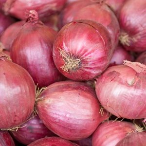 Delicious Rossana onion: description and tips for growing