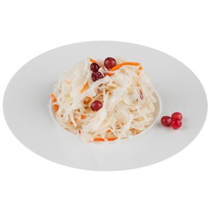 We prepare delicious sauerkraut with cranberries at home
